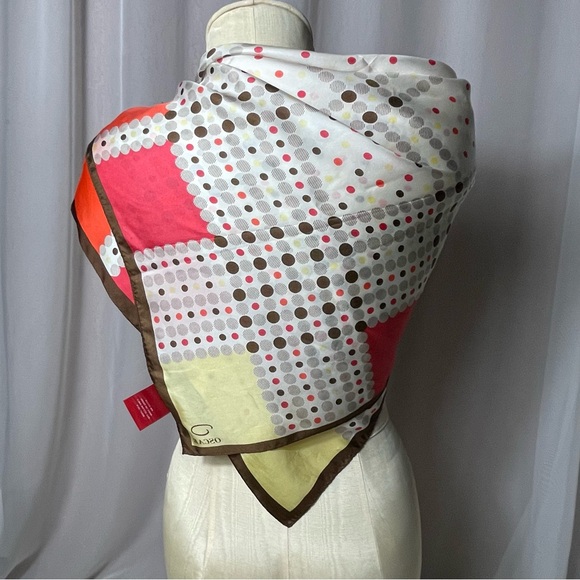Oscar de la Renta Geometric and polkadot print Scarves & Wraps 100%Silk - Picture 4 of 13
